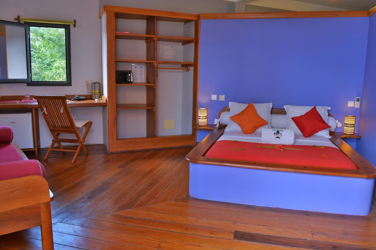 Hotel Residence Sarimanok Амбатолоака Екстер'єр фото