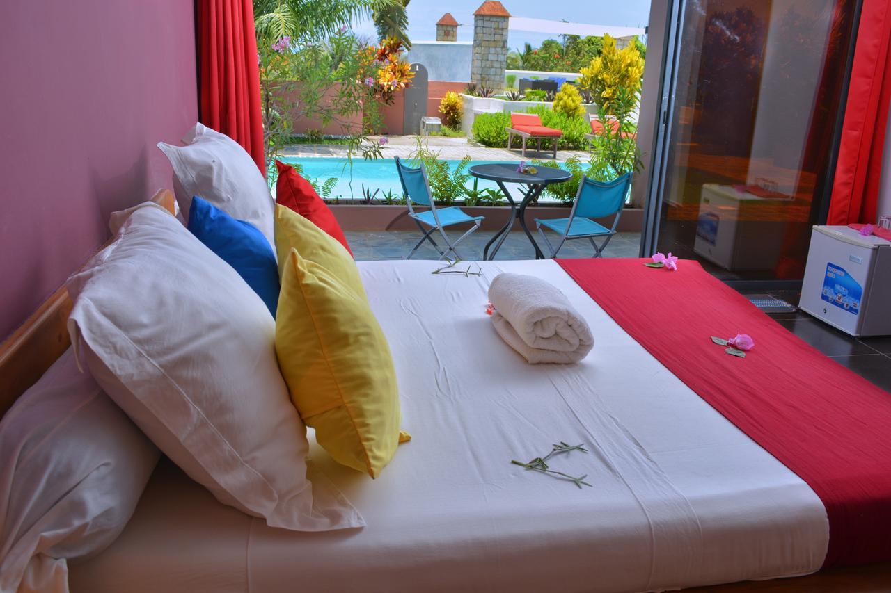 Hotel Residence Sarimanok Амбатолоака Екстер'єр фото